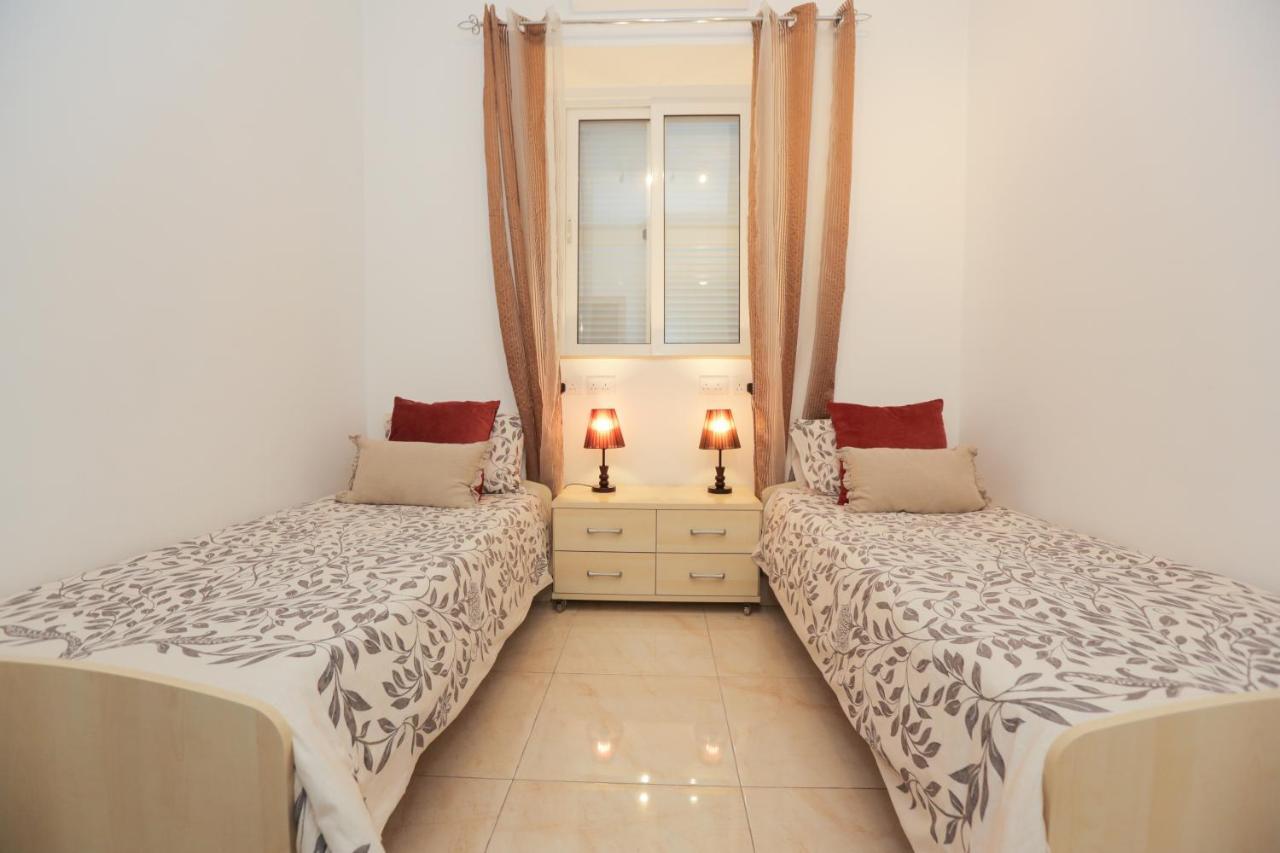 Valletta Triton Apartment Dış mekan fotoğraf
